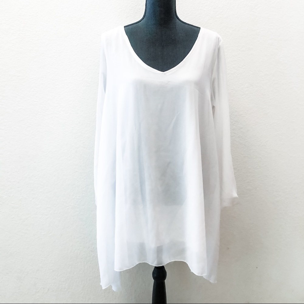 NWT VNeck Long Sleeve Minidress